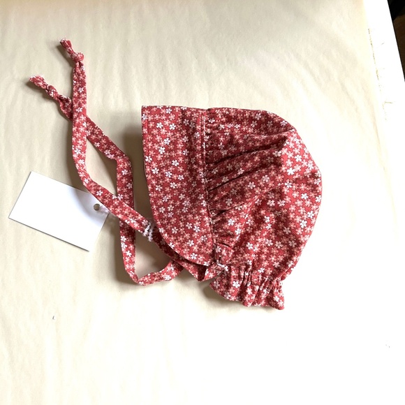 Red Floral Pioneer Bonnets, 2 Sizes Prairie Girl Style, Thimbleberries Design - Picture 6 of 10